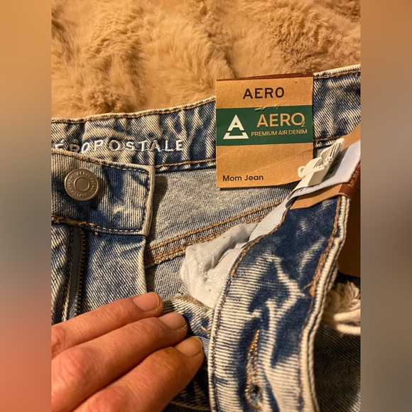 BNWT 2 pairs of Aeropostale woman’s jeans size 0 - Picture 4 of 6
